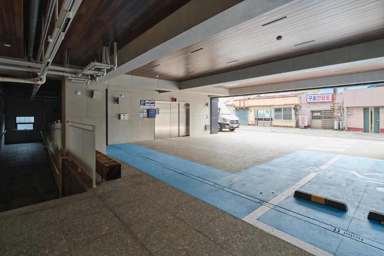Hotel Tt Gupo Busan Bagian luar foto