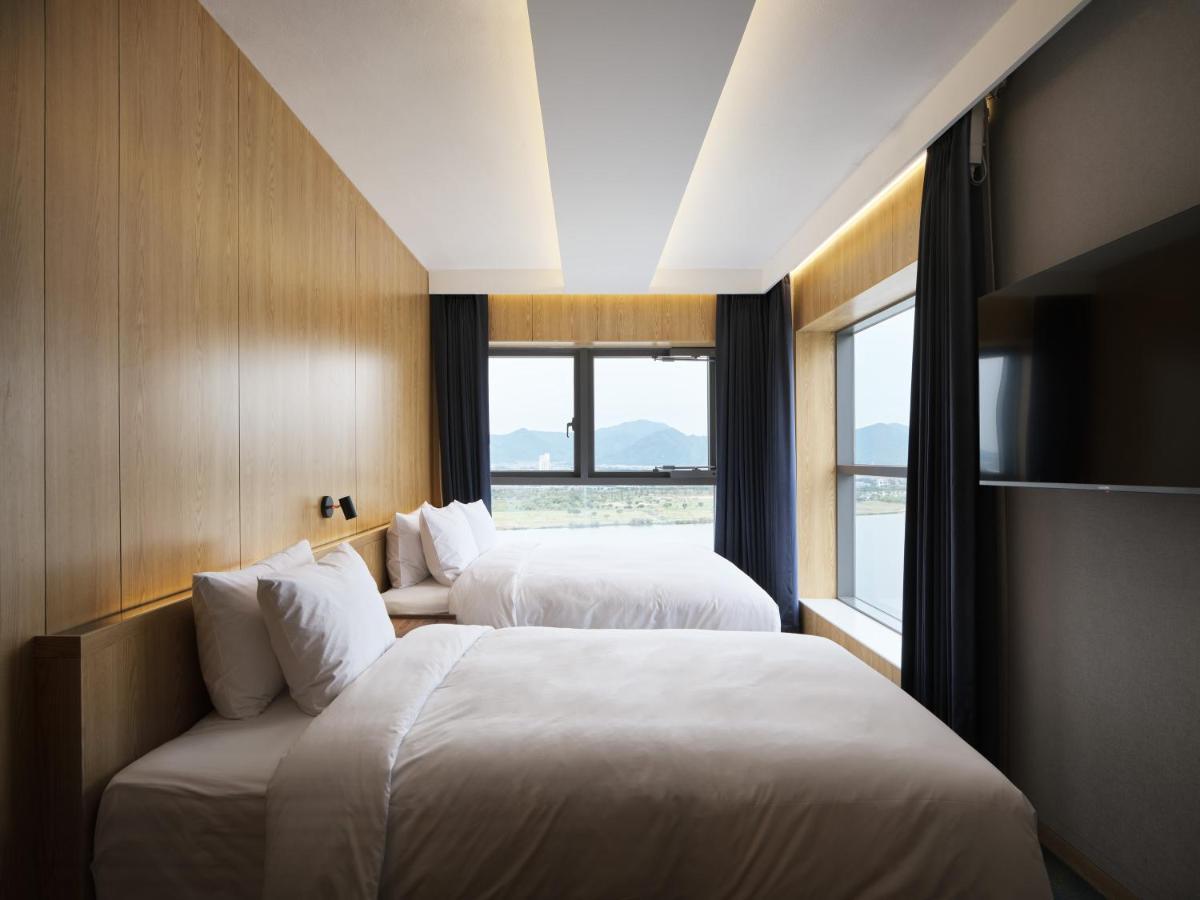 Hotel Tt Gupo Busan Bagian luar foto
