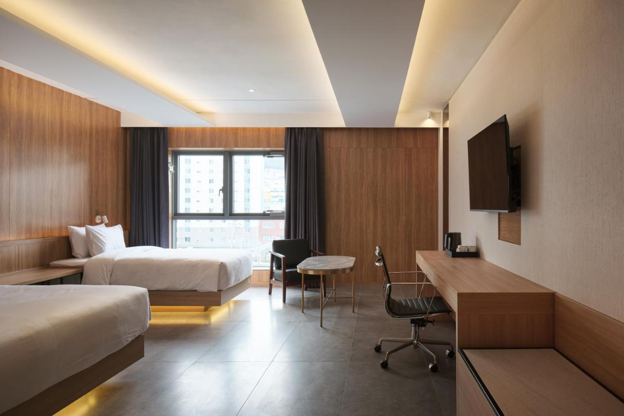 Hotel Tt Gupo Busan Bagian luar foto